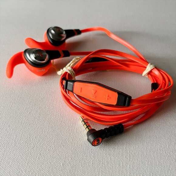 Monster iSport Strive In-Ear & Skullcandy Chops Active Grip Earphones Lot of 2 - Picture 5 of 8